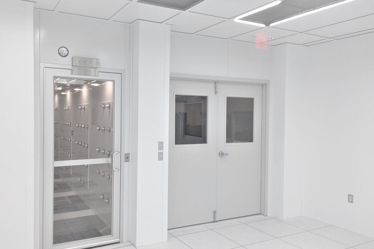 Photo of cleanroom